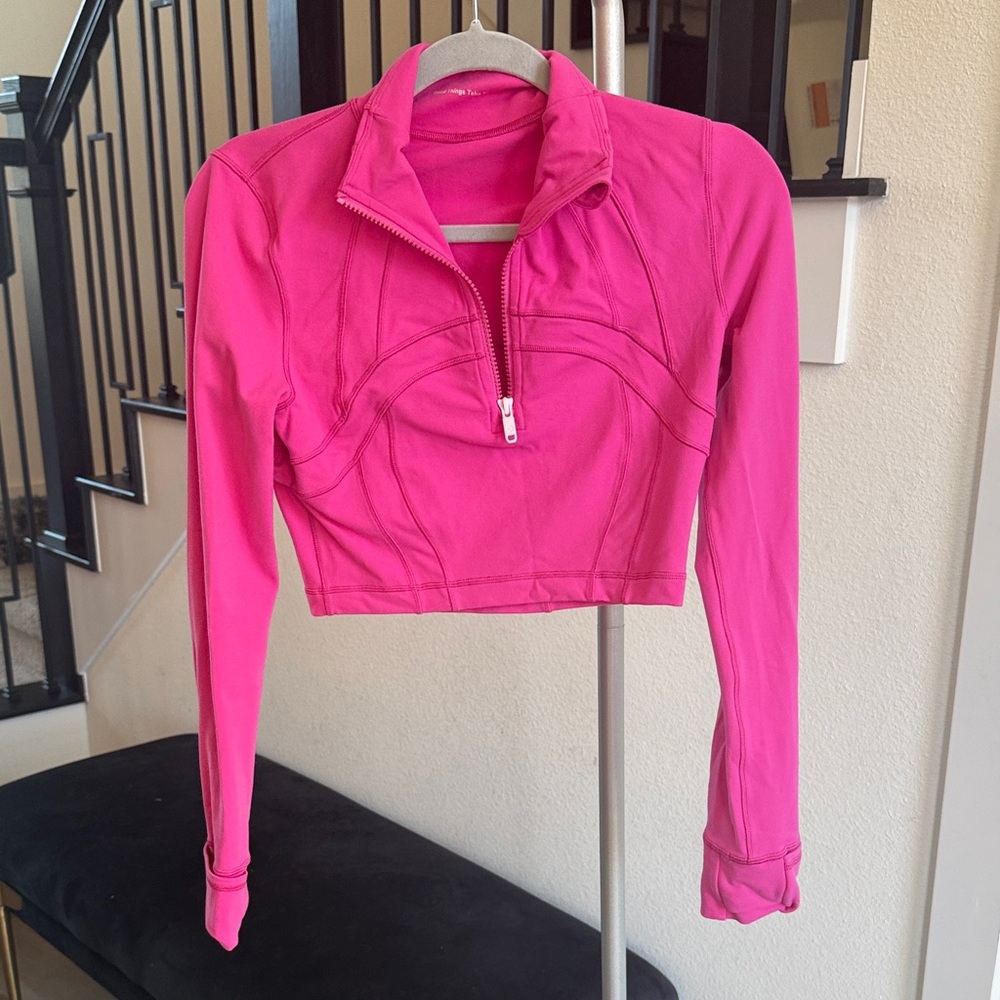 lululemon athletica Fuchsia Zip-Up Crop Top